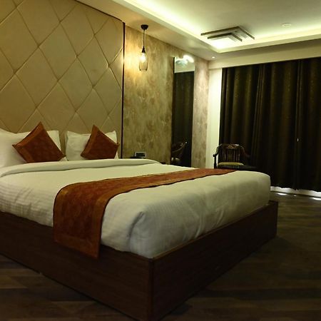 The Triumph Hotel 瓦拉纳西 外观 照片