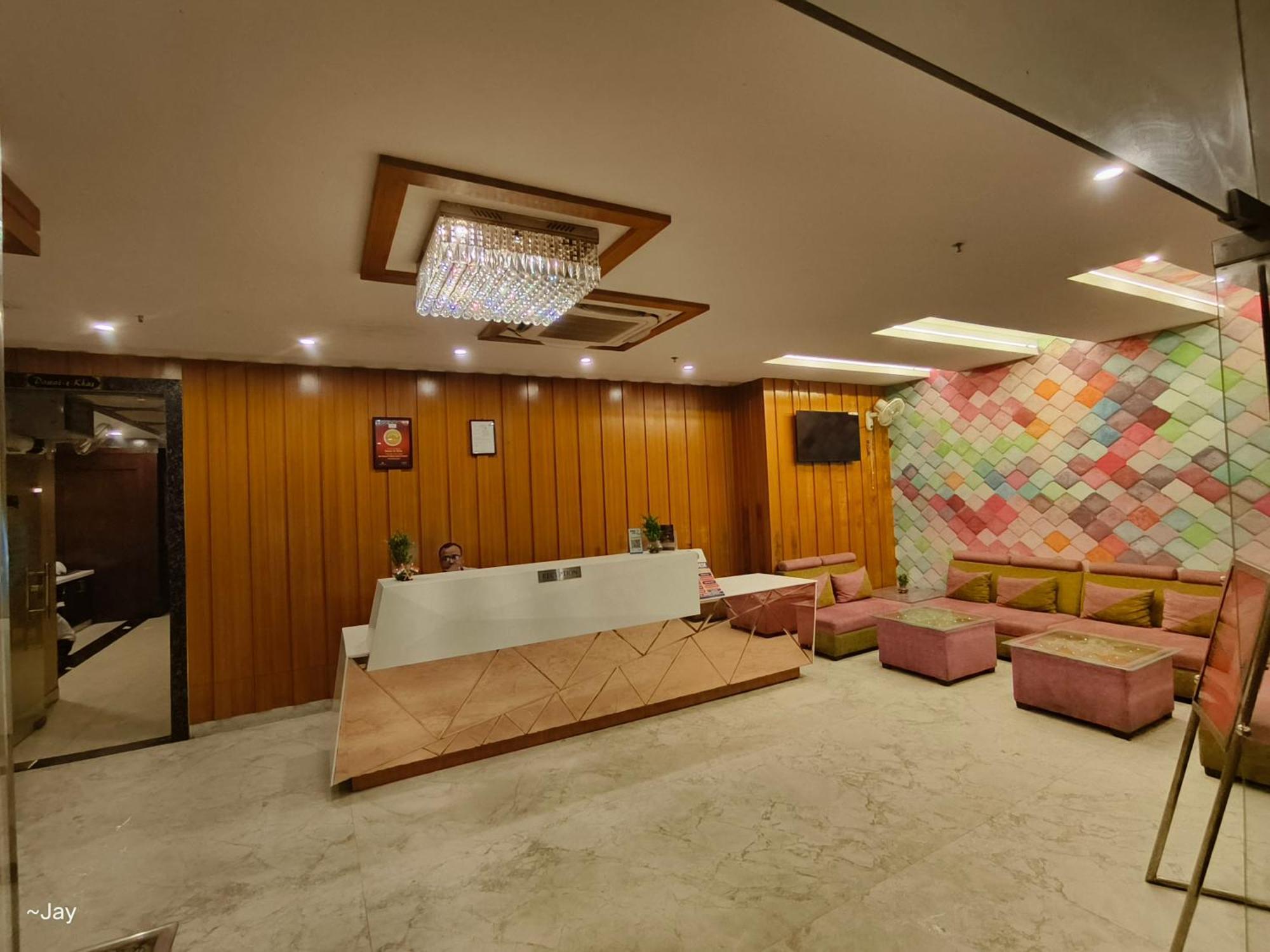 The Triumph Hotel 瓦拉纳西 外观 照片